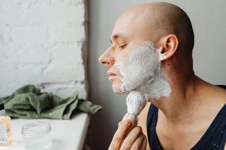 Benefits of Shaving at Night for Skin Health